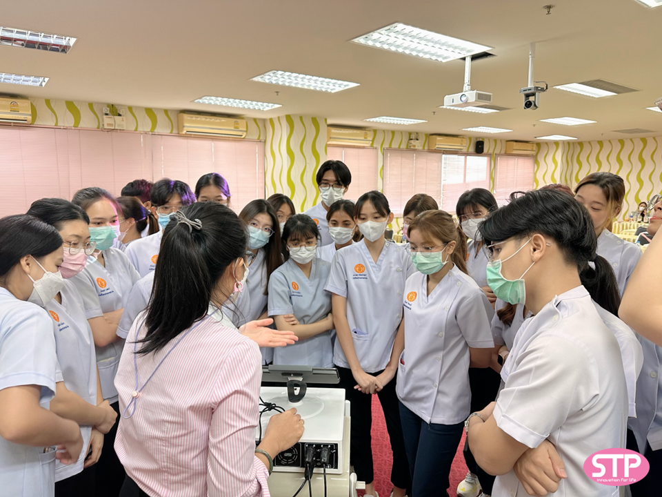 โครงการอบรมเตรียมความพร้อมบัณฑิตด้านการใช้เครื่องมือกายภาพบำบัดขั้นสูง นักศึกษากายภาพบำบัดคณะสหเวชศาสตร์ มหาวิทยาลัยธรรมศาสตร์ โครงการอบรมเตรียมความพร้อมบัณฑิตด้านการใช้เครื่องมือกายภาพบำบัดขั้นสูง นักศึกษากายภาพบำบัดคณะสหเวชศาสตร์ มหาวิทยาลัยธรรมศาสตร์