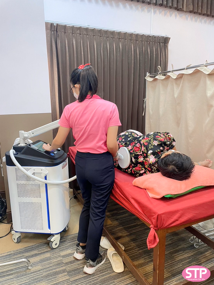 โครงการหน่วยแพทย์อาสาเฉพาะทางร่วมใจเฉลิมพระเกียรติพระบาทสมเด็จพระเจ้าอยู่หัว สมเด็จพระนางเจ้า พระบรมราชินี ครั้งที่ ๘ ประจำปี ๒๕๖๖ ณ โรงพยาบาลพระปกเกล้า จ.จันทบุรี โครงการหน่วยแพทย์อาสาเฉพาะทางร่วมใจเฉลิมพระเกียรติพระบาทสมเด็จพระเจ้าอยู่หัว สมเด็จพระนางเจ้า พระบรมราชินี ครั้งที่ ๘ ประจำปี ๒๕๖๖ ณ โรงพยาบาลพระปกเกล้า จ.จันทบุรี