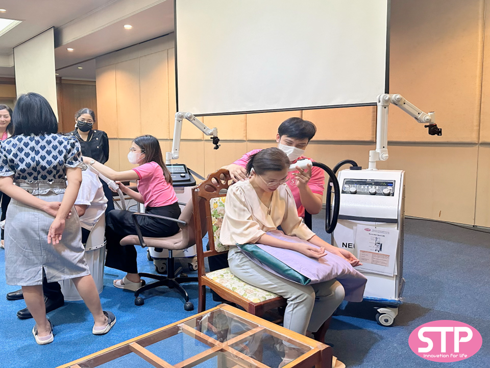 ประชุมเชิงปฏิบัติการ “หลักการบาบัดรักษาด้วยคลื่นกระแทก และเครื่องกระตุ้นระบบประสาทด้วยการใช้คลื่นแม่เหล็กไฟฟ้า” (Principles of Shockwave Therapy and Peripheral Magnetic Stimulation ) โรงพยาบาลสรรพสิทธิประสงค์ จังหวัดอุบลราชธานี ประชุมเชิงปฏิบัติการ “หลักการบาบัดรักษาด้วยคลื่นกระแทก และเครื่องกระตุ้นระบบประสาทด้วยการใช้คลื่นแม่เหล็กไฟฟ้า” (Principles of Shockwave Therapy and Peripheral Magnetic Stimulation ) โรงพยาบาลสรรพสิทธิประสงค์ จังหวัดอุบลราชธานี