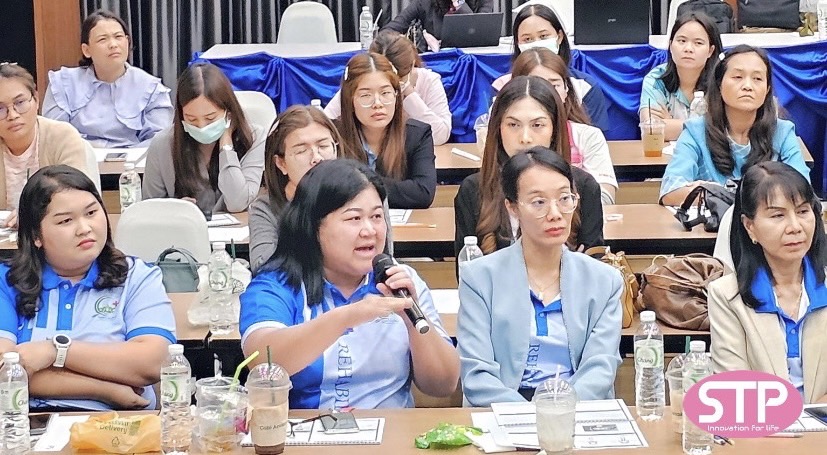 สัมนา หลักการรักษาด้วยเครื่องกระตุ้นระบบประสาทส่วนปลายด้วยสนามแม่เหล็กไฟฟ้า ภาพร่วมสัมนาที่ 7