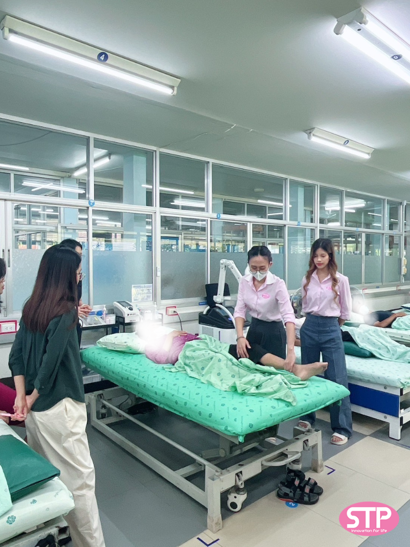 โครงการอบรมเชิงปฏิบัติการ หัวข้อเรื่อง “การบำบัดรักษาผู้ป่วยทางกายภาพบำบัดด้วยเครื่องกระตุ้นระบบประสาทส่วนปลายด้วยสนามแม่เหล็กไฟฟ้า”